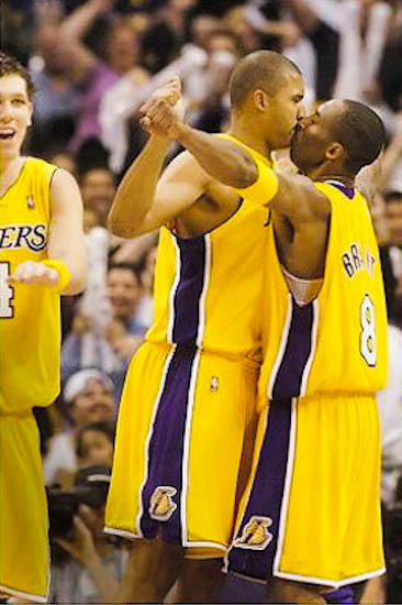 sexually-awkward-sports-photos-34