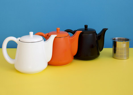 Sowden-Softbrew-Teapots-by-George-Sowden_dezeen_468_2