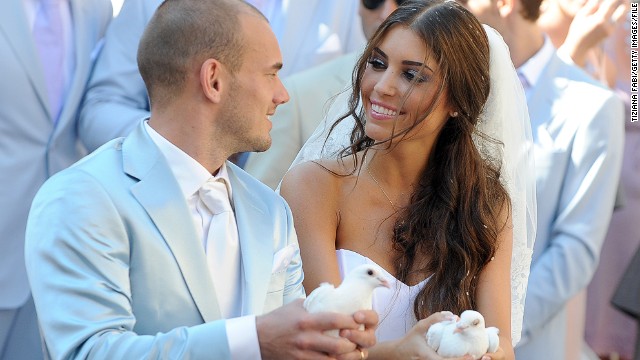 140605162855-wesley-sneijder-yolanthe-cabau-horizontal-gallery