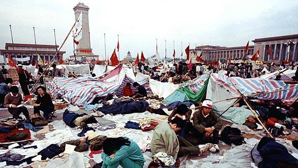 la-fg-tiananmen08me1_kkmovbnc