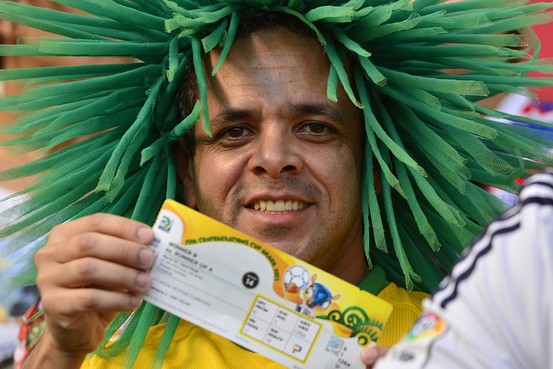 OB-YG386_brazil_G_20130719182809