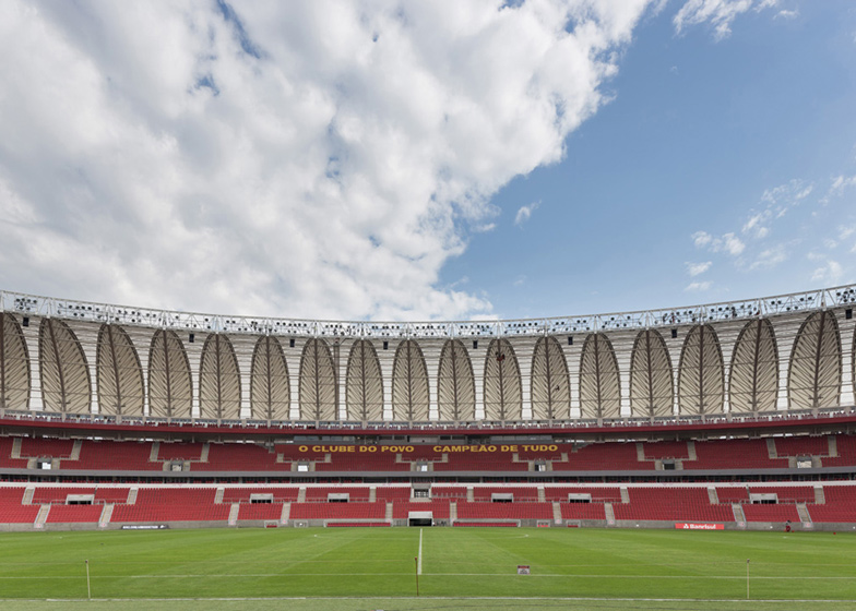 Beira-Rio-Stadium-by-Santini-and-Rocha-Arquitetos_dezeen_ss5