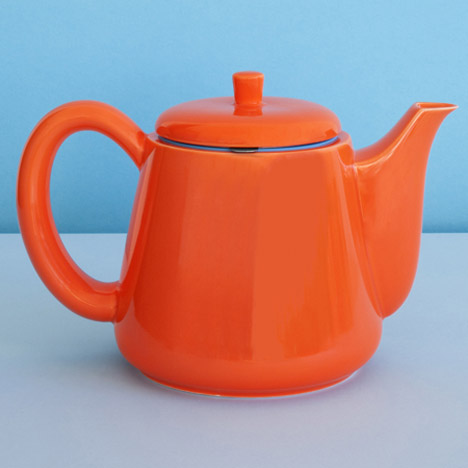 Sowden-Softbrew-Teapots-by-George-Sowden_dezeen_468_4