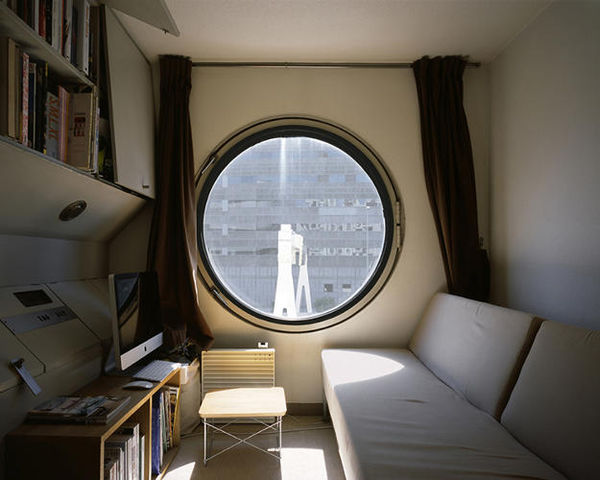 capsule-micro-apartments-2