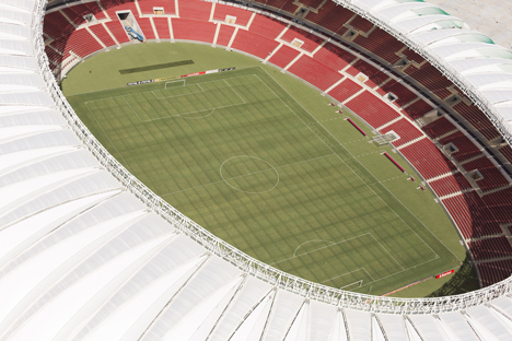 Beira-Rio-Stadium-by-Santini-and-Rocha-Arquitetos_dezeen_12