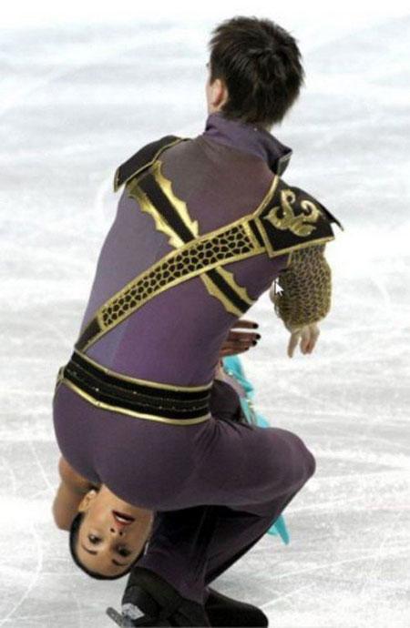 perfect-timing-photo-skater-poop