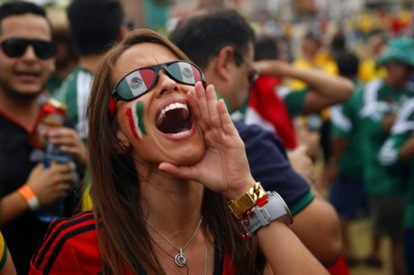 sexy-world-cup-fans-0012