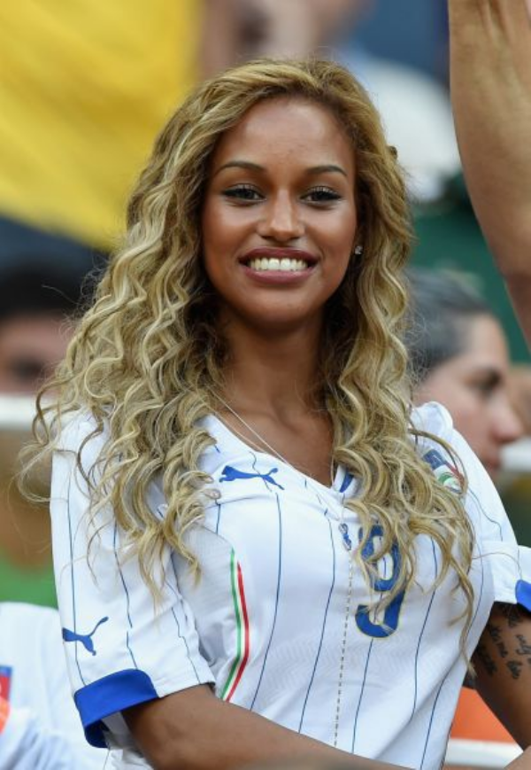 sexy-world-cup-fans-0017