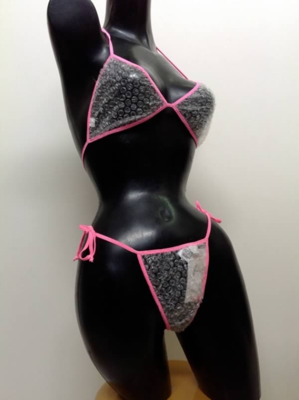 a99006_bikini_2-bubble-wrap