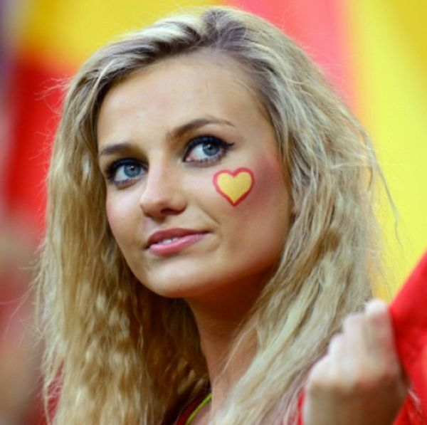 sexy-world-cup-fans-0002