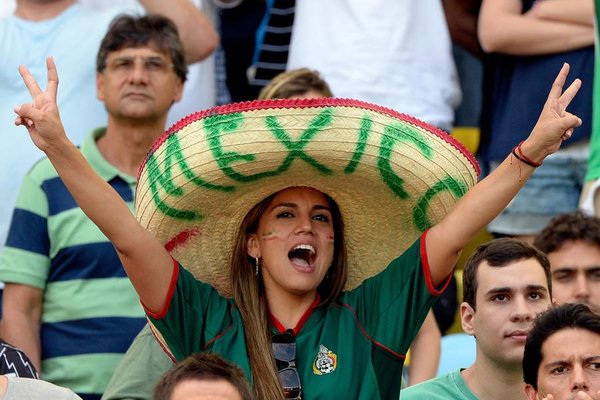 11-mexico-3-hottest-fans-2014-fifa-world-cup