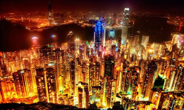2013s_most_viewed_images_according_to_google_trends_640_43