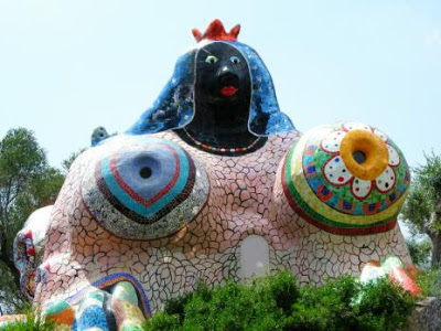 Wonderful Larger-than-Life Sculptures 7