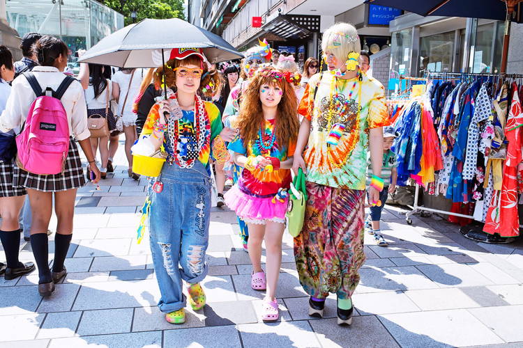 bizarre-japan-fashion-decora-3