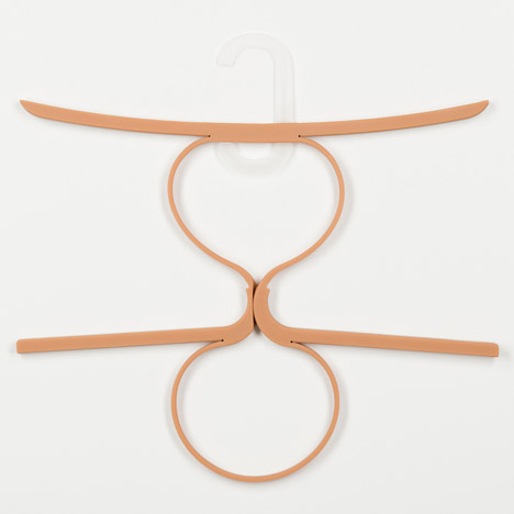 Inside-Out-Hanger-by-Apostrophe-Design_dezeen_468_5