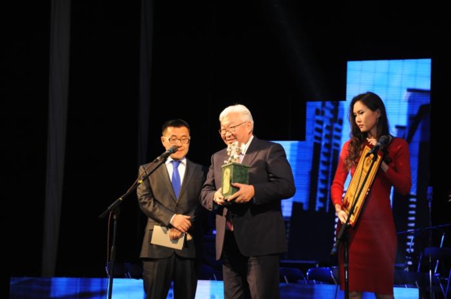 p192nqktgc10tg1qrv1r9r1rv01vnr1