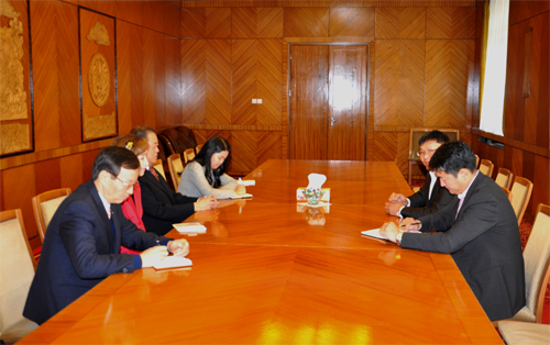 2014-09-26shinetosgon_big