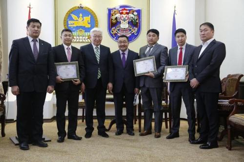 p19b1g1emh1rt353q11ck1pj9ri22