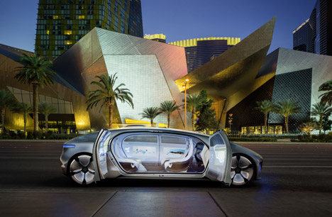 Mercedes-Benz-F-015-Luxury_dezeen_468_0