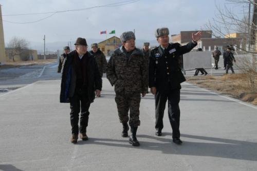 961508_896477107043476_333322374_n-600x401