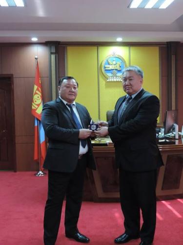 1511774_369419669931278_1436101575973686571_n