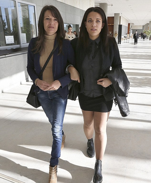 25898fcb00000578-2947522-image-m-69_14235725982491-e1423600113928