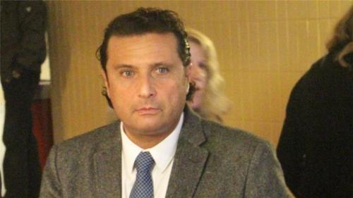 3f306297cfbe482caf2b3cc02b7a930c_18