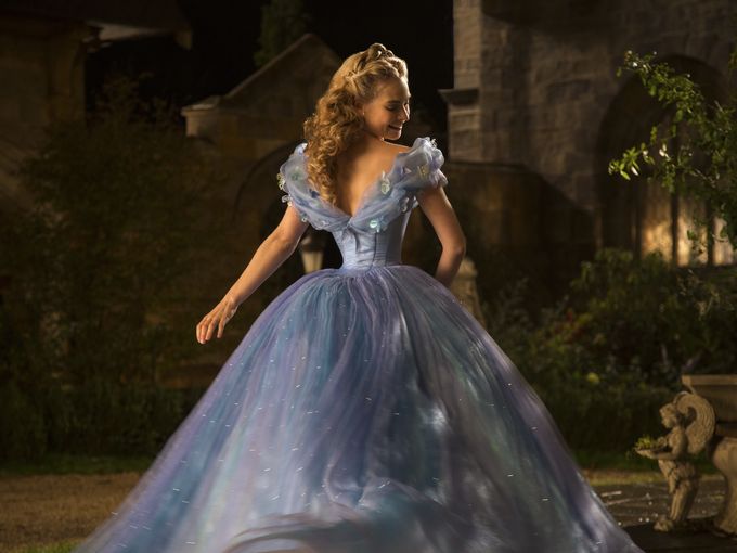 635519934478060283-cinderella-dress