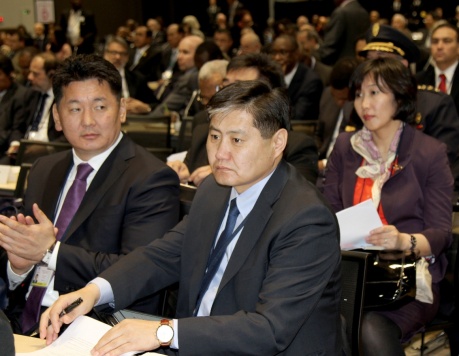 5330e5e840ac477db8f946aed54cdd57