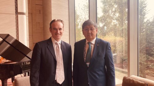 EuroChamber's Chairman of the BOD Oliver Thirlwall met with the Minister of Economy and Development Khurelbaatar Chimed
