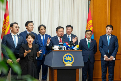 Г.ЗАНДАНШАТАРЫН ЗАСГИЙН ГАЗАР 100 ХОНОГТ ХИЙСЭН АЖЛУУД 