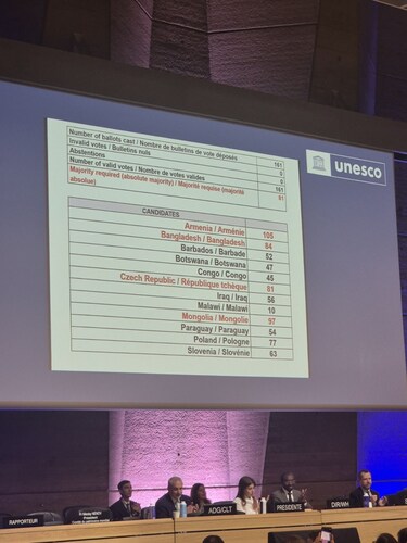 hurts/image/2025/11/25/91pgk5u00folxe5w/589136175_1174638924843640_639177038102349474_n