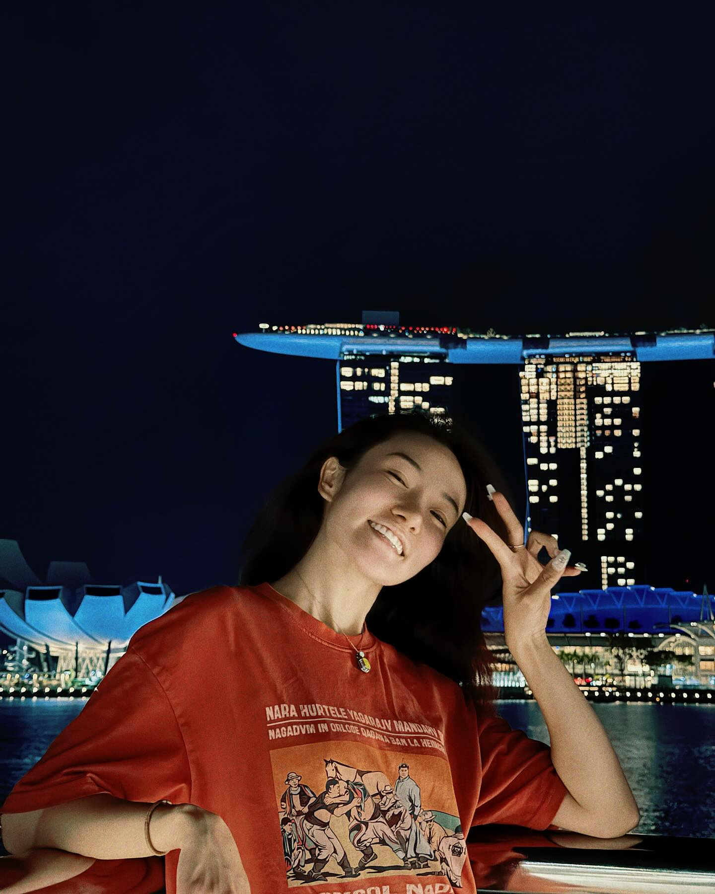 “ХОЛЛИВУДЫН ХОВ ЗАЛГУУЛДАГ ОХИН” ЭЭЖ БОЛЛОО