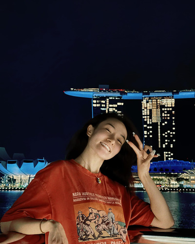 “ХОЛЛИВУДЫН ХОВ ЗАЛГУУЛДАГ ОХИН” ЭЭЖ БОЛЛОО