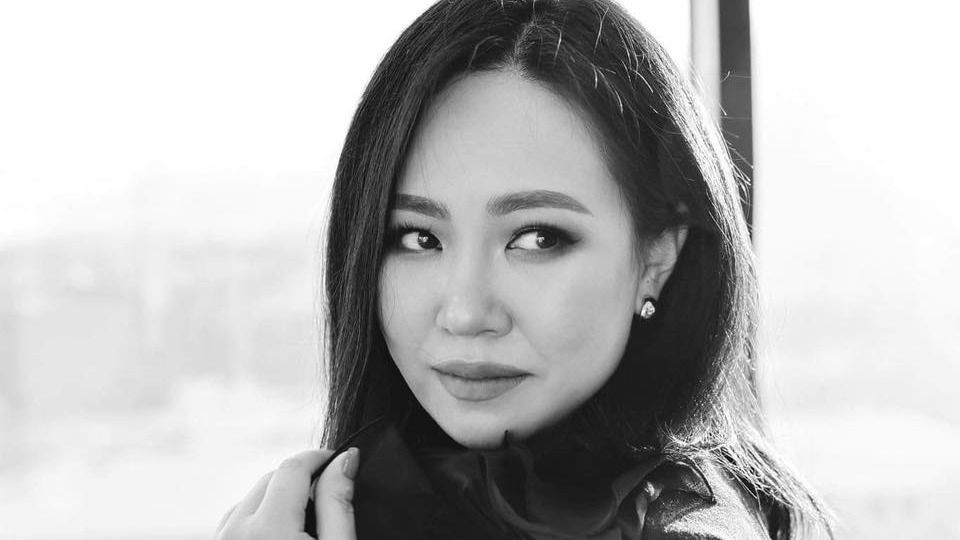 ҮЛ ХӨДЛӨХИЙГ “ХӨДЛӨГДӨГ” А.УРАНГОО