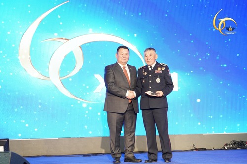 reelnews/image/2025/12/16/rlgg8n1hxw7rax2q/Жаран10