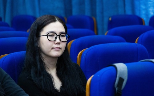 reelnews/image/2025/12/19/gg46yioibiw1qbx1/Цахим15