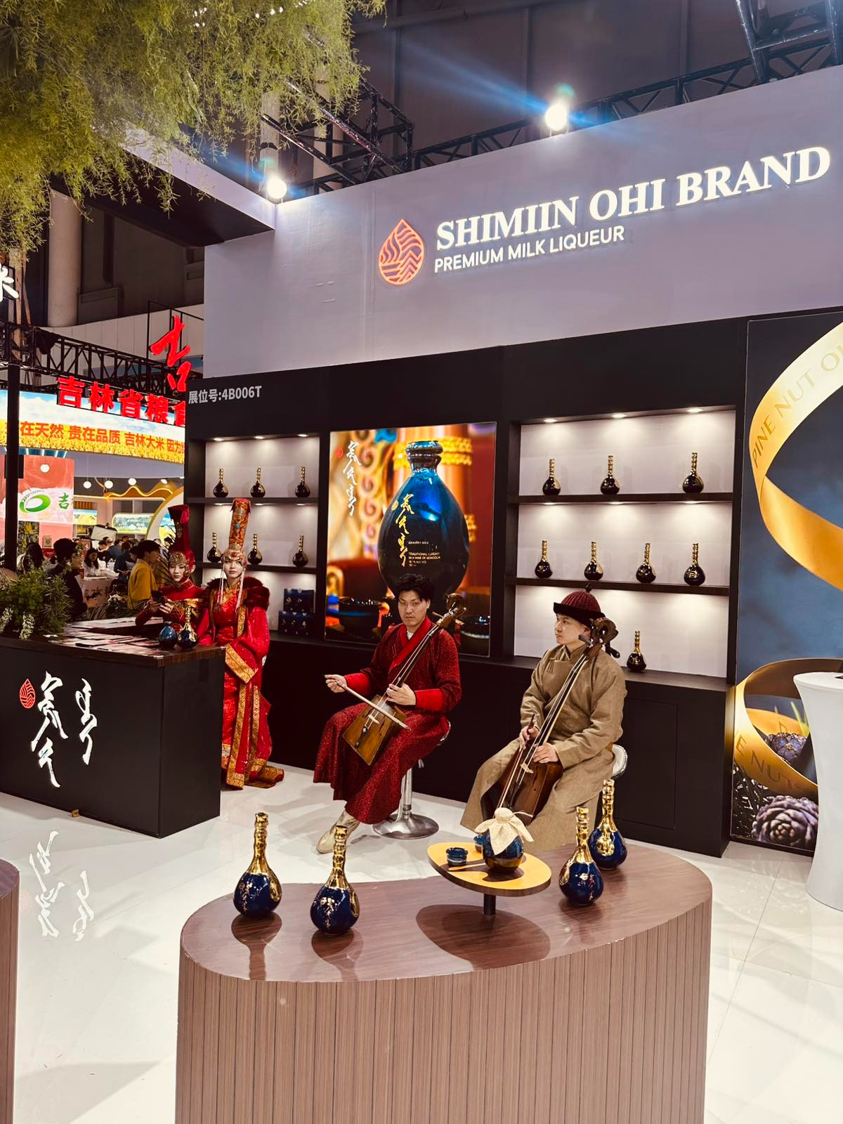 Дэлхийн оюуны өмчийн байгууллагад онцлогдсон “Шимийн охь” БНХАУ-ын CFDF 114 дэх удаагийн үзэсгэлэнд Монгол ондоошлыг түгээв