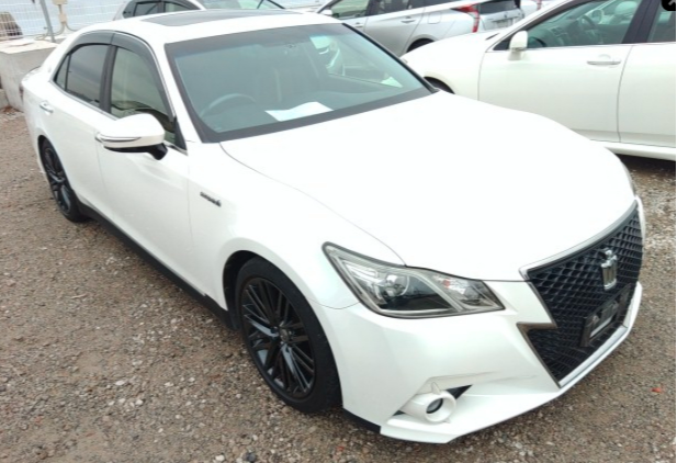 Crown Hybrid  ATHLETE S BLACK STYLE