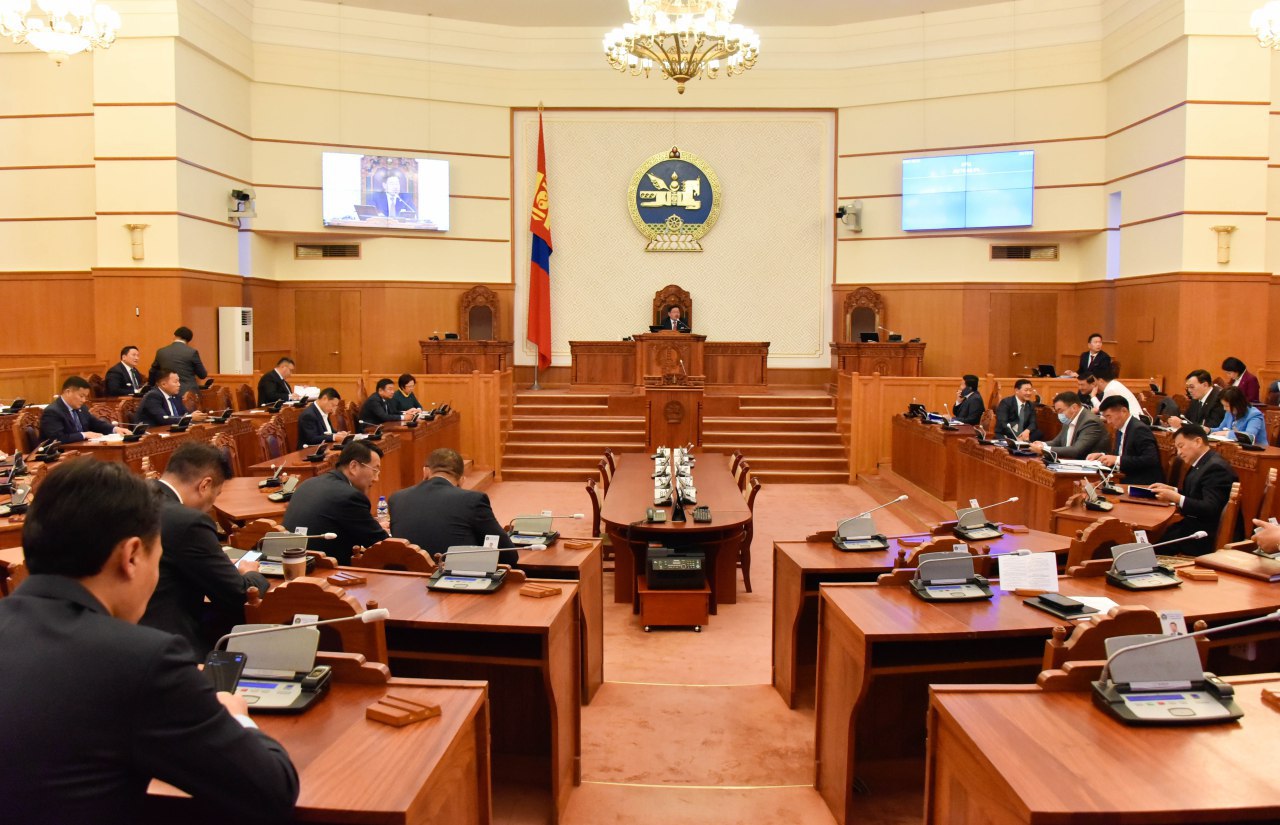 Parliament passes resolution on rejecting bills and resolutions