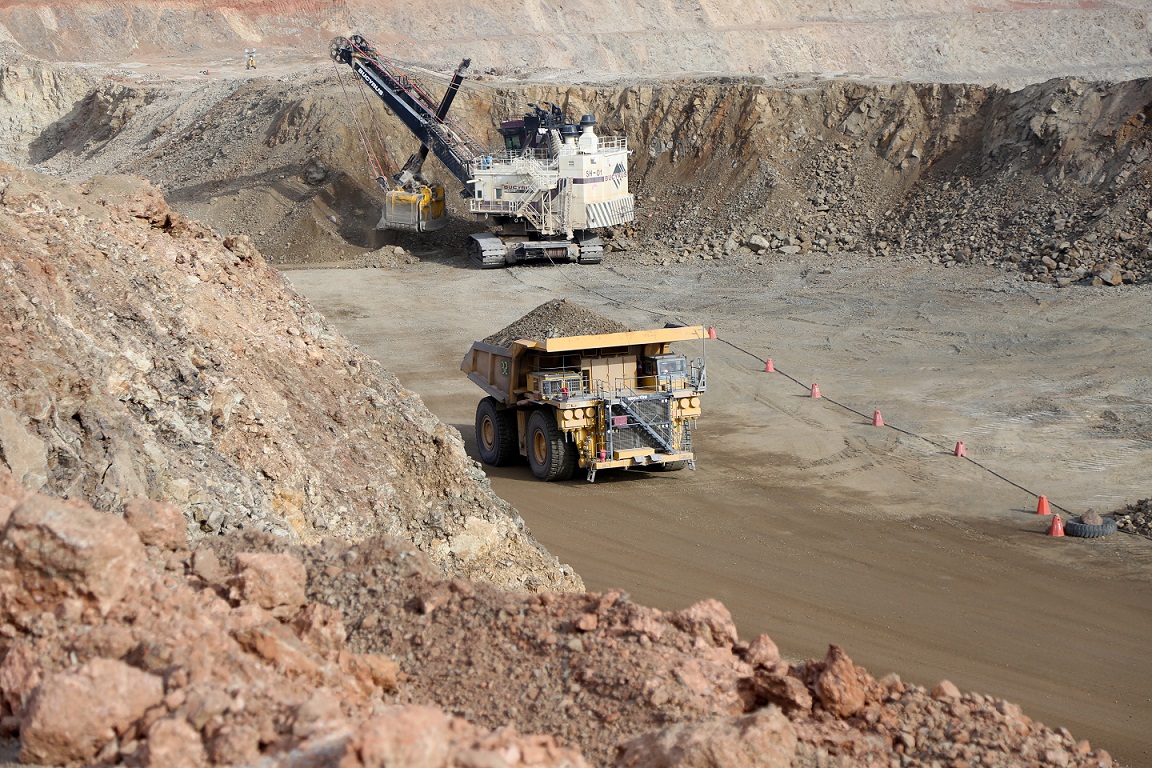 Oyu Tolgoi’s  gold and copper production  drop 67% and 28%