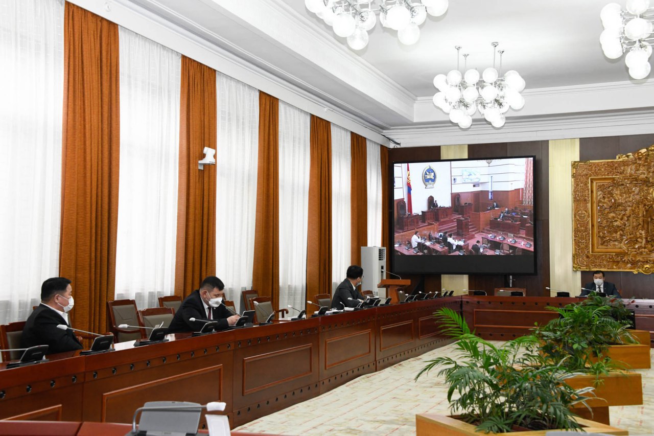 Parliament discusses Constitutional Court conclusion