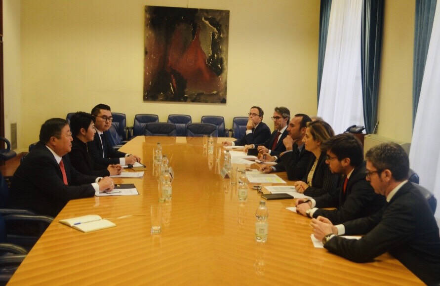 Deputy Minister B.Battsetseg discusses economic and agricultural cooperation with Italian officials