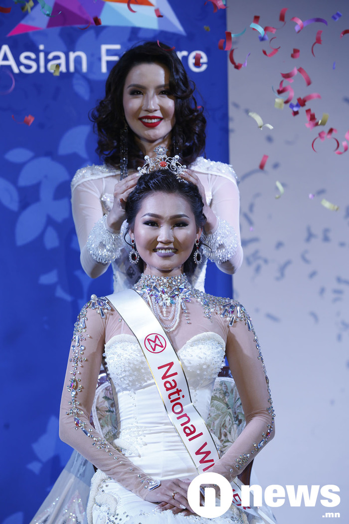 A.Bayartsetseg to represent Mongolia at Miss World 2016