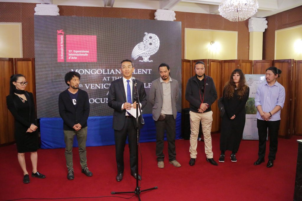 Minister Ts.Munkh-Orgil attends send-off for Venice Biennale 2017 and Documenta 14 artists