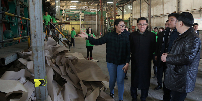 UB Mayor to support recycling factories