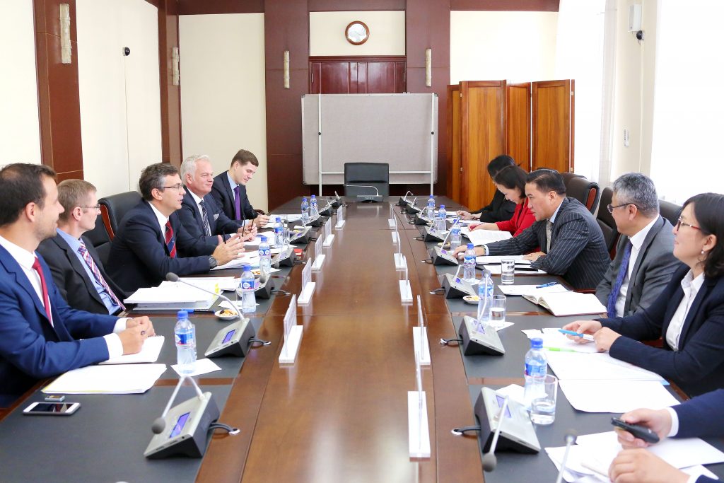 Mongolia and EFTA discuss trade cooperation