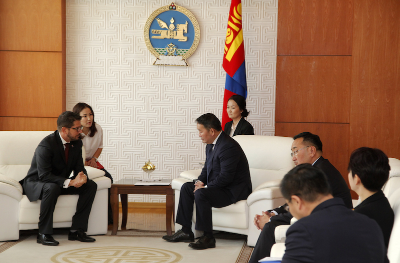 Cuba hopes to expand cooperation in healthcare with Mongolia