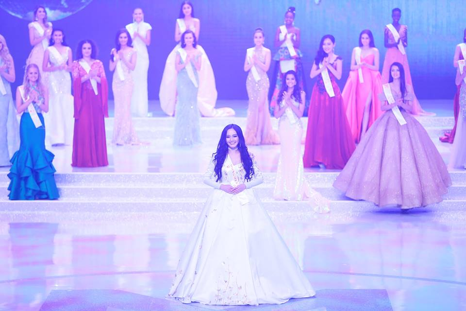 TS.ENKHJIN MAKES TOP 15 AT MISS WORLD