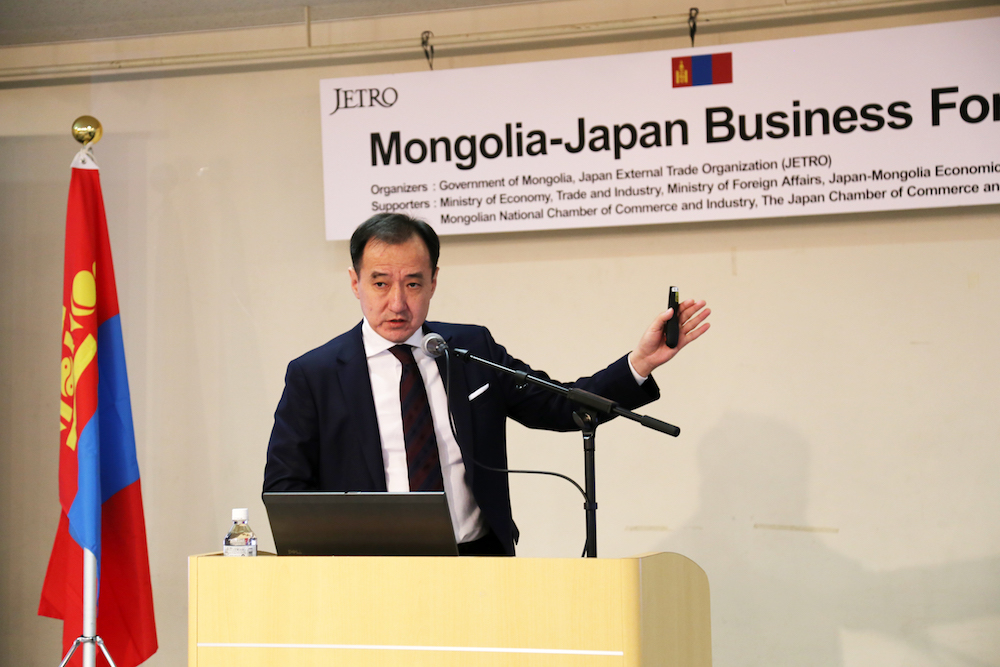 Foreign affairs minister visits Japan to strengthen mutual economic cooperation